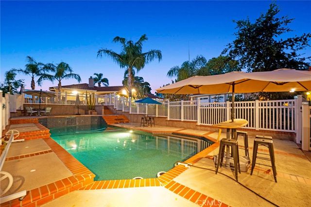 40340 Calle Torcida, Temecula, CA 92591