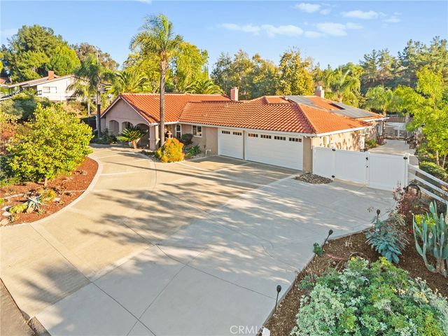 40340 Calle Torcida, Temecula, CA 92591
