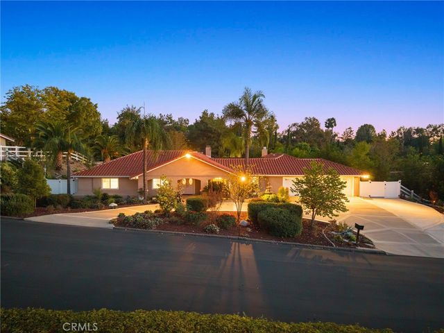40340 Calle Torcida, Temecula, CA 92591