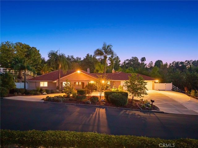 40340 Calle Torcida, Temecula, CA 92591