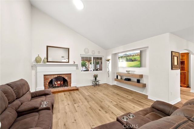 40340 Calle Torcida, Temecula, CA 92591