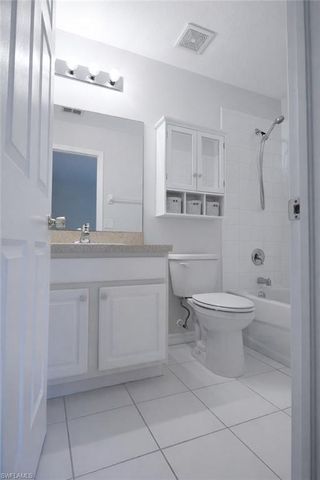 8287 Pacific Beach DR, Fort Myers, FL 33966