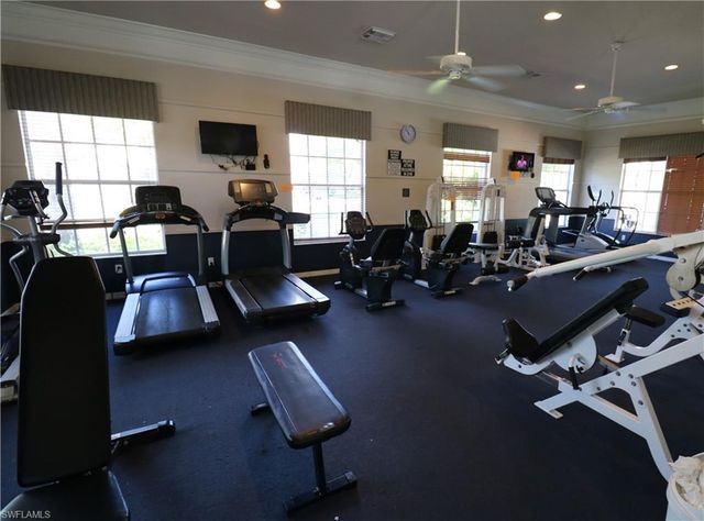 8287 Pacific Beach DR, Fort Myers, FL 33966