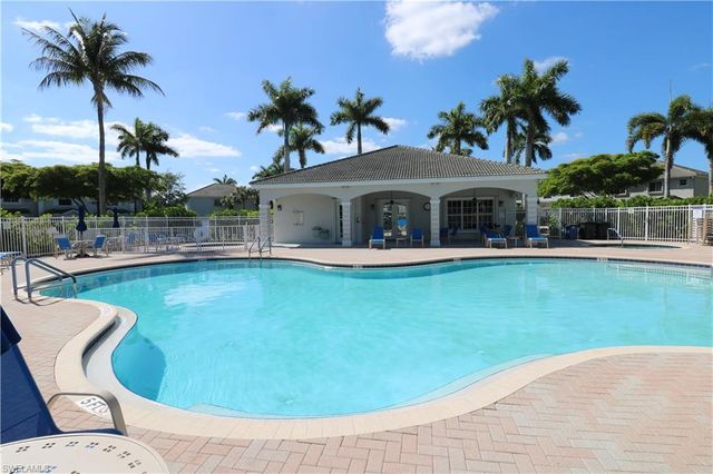 8287 Pacific Beach DR, Fort Myers, FL 33966