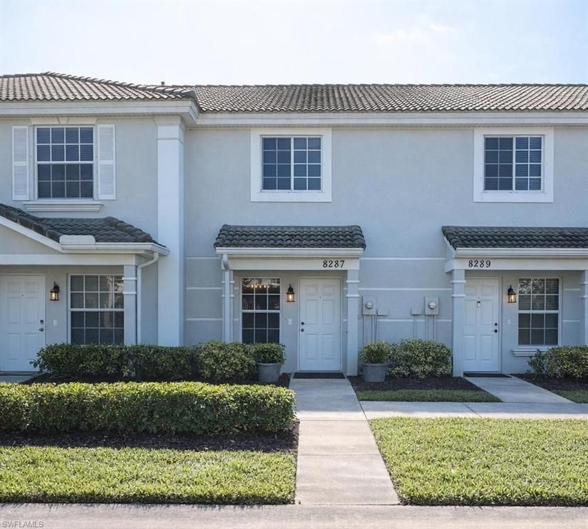 8287 Pacific Beach DR, Fort Myers, FL 33966