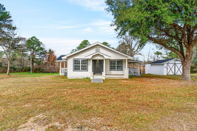 3 Jimmy Reyer Rd., Poplarville, MS 39470