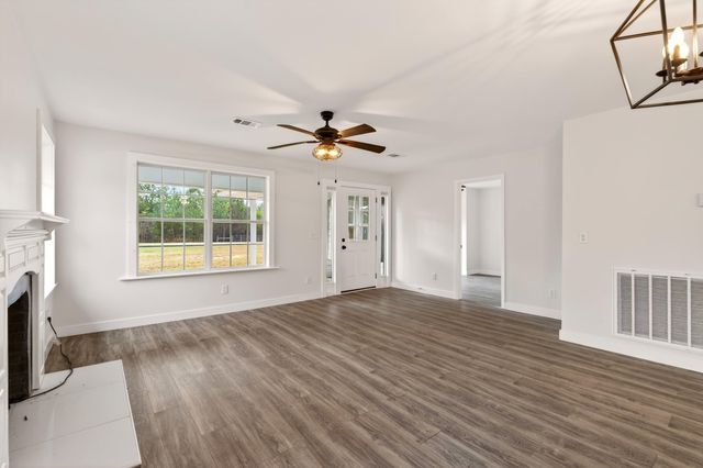 3 Jimmy Reyer Rd., Poplarville, MS 39470