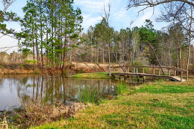 3 Jimmy Reyer Rd., Poplarville, MS 39470