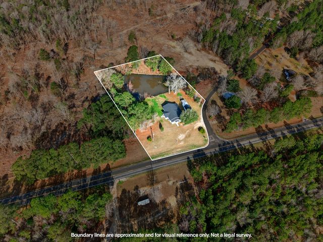 3 Jimmy Reyer Rd., Poplarville, MS 39470