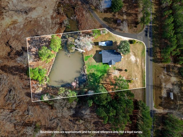 3 Jimmy Reyer Rd., Poplarville, MS 39470