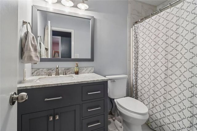 2580 Suncrest Court, Buford, GA 30519