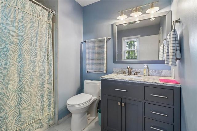 2580 Suncrest Court, Buford, GA 30519