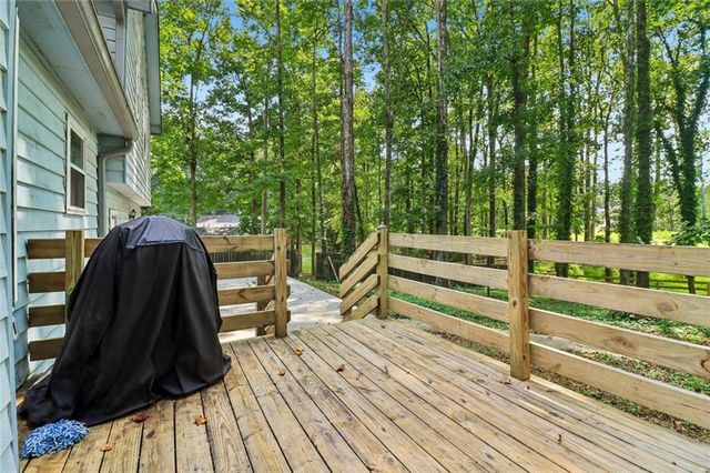 2580 Suncrest Court, Buford, GA 30519