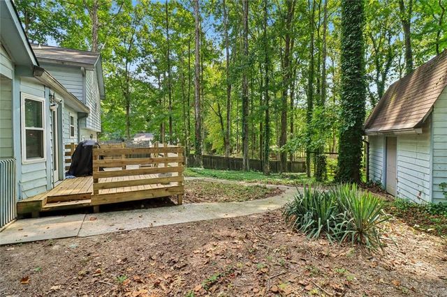 2580 Suncrest Court, Buford, GA 30519