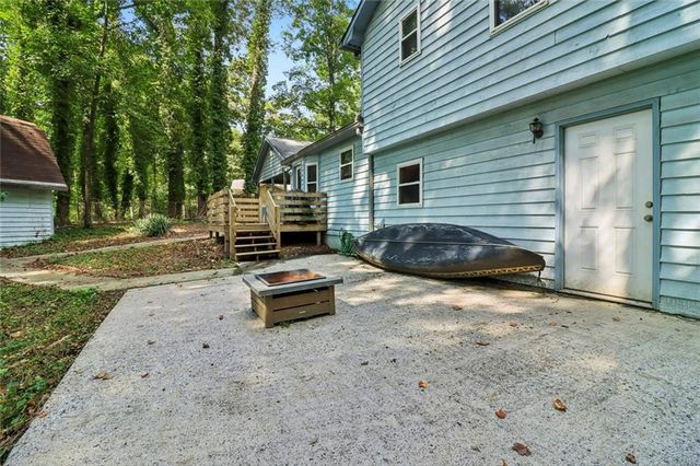 2580 Suncrest Court, Buford, GA 30519