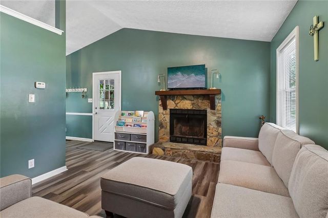 2580 Suncrest Court, Buford, GA 30519