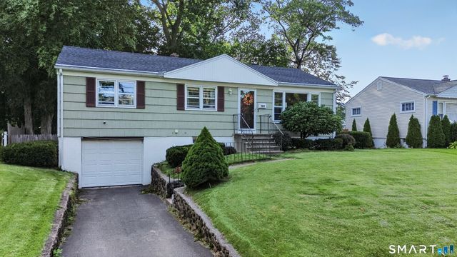101 Beatrice Drive, West Haven, CT 06516