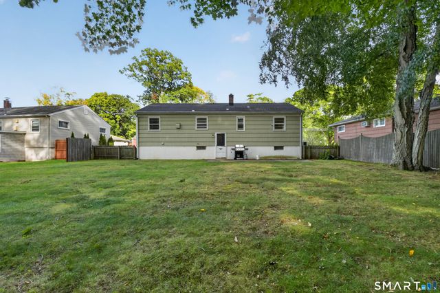 101 Beatrice Drive, West Haven, CT 06516