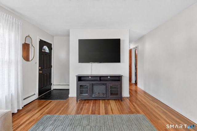 101 Beatrice Drive, West Haven, CT 06516
