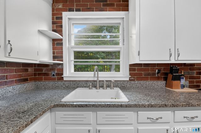 101 Beatrice Drive, West Haven, CT 06516