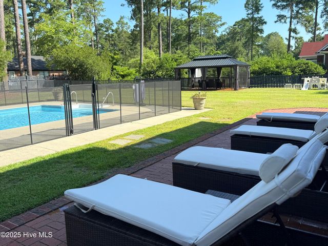 12400 Old Farm Circle, Laurinburg, NC 28352