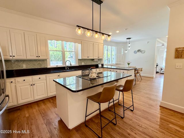 12400 Old Farm Circle, Laurinburg, NC 28352