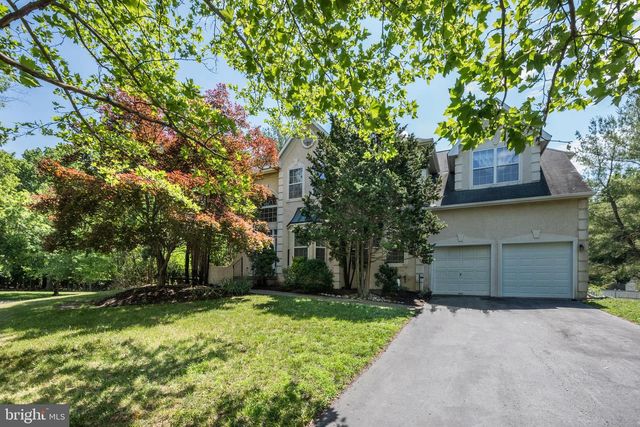 1 MALLARD DR, Mount Laurel, NJ 08054