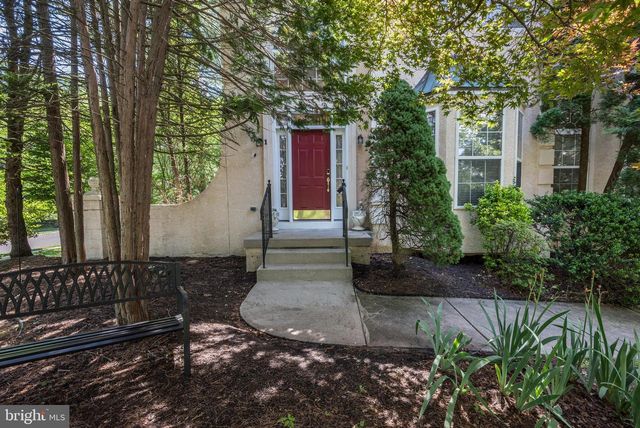 1 MALLARD DR, Mount Laurel, NJ 08054