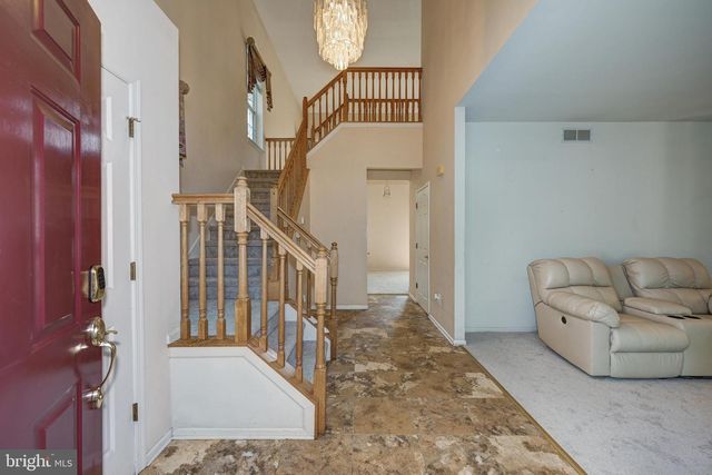 1 MALLARD DR, Mount Laurel, NJ 08054
