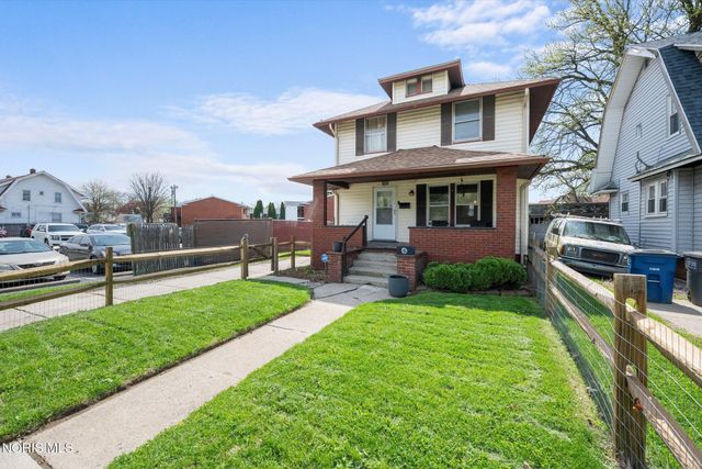 1805 Tremainsville Road, Toledo, OH 43613