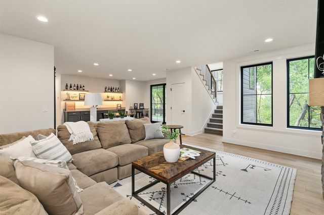 17769 Townsend Drive, Clive, IA 50325