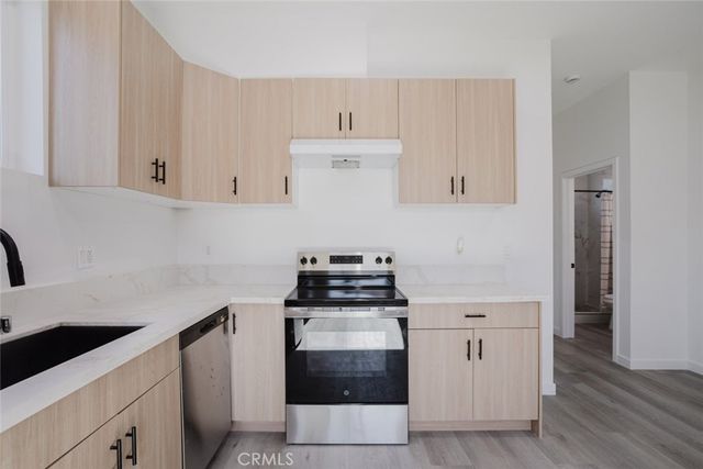 9707 Willis Avenue, North Hills, CA 91343