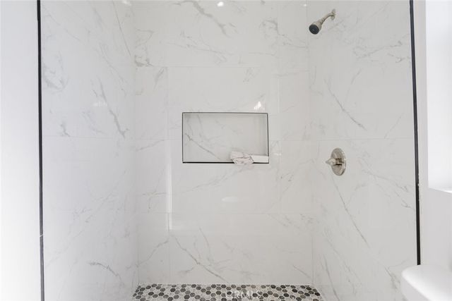 9707 Willis Avenue, North Hills, CA 91343