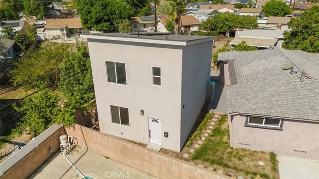 9707 Willis Avenue, North Hills, CA 91343