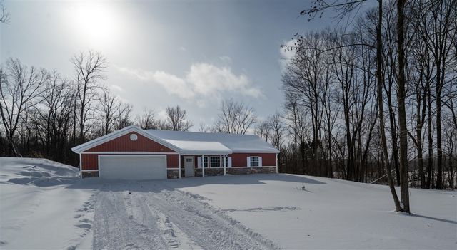 2824 E B Avenue, Plainwell, MI 49080