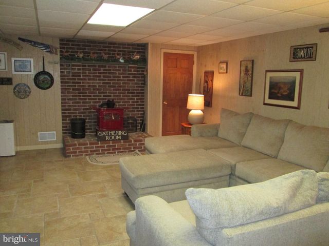 113 NICKEL DR, Bechtelsville, PA 19505