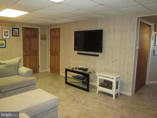 113 NICKEL DR, Bechtelsville, PA 19505