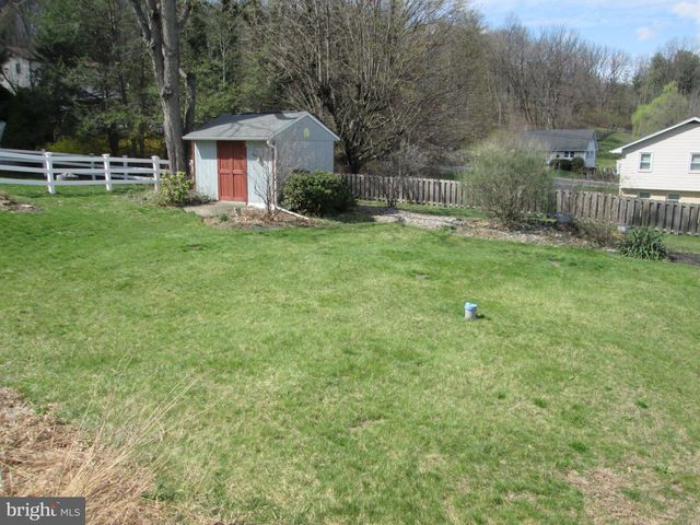 113 NICKEL DR, Bechtelsville, PA 19505