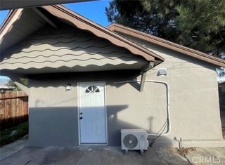 2743 N E 1/2, San Bernardino, CA 92405