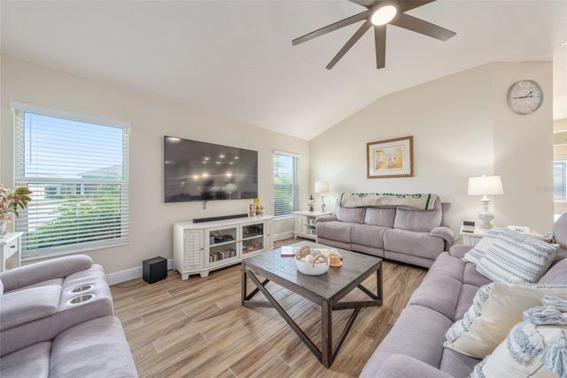 595 RANDALL ROAD, The Villages, FL 32163