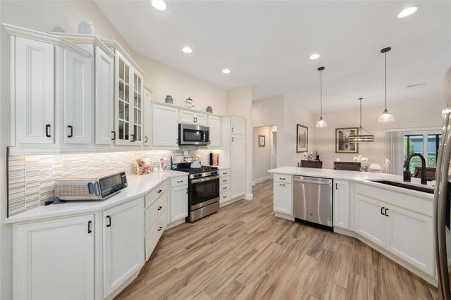 595 RANDALL ROAD, The Villages, FL 32163