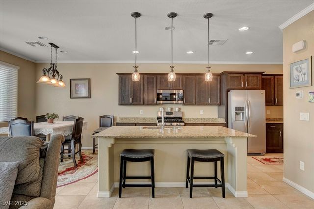 6630 Rocky Reef Street, Las Vegas, NV 89149