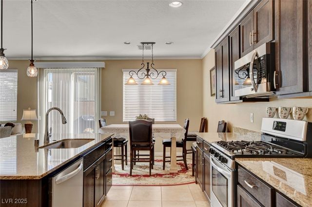 6630 Rocky Reef Street, Las Vegas, NV 89149