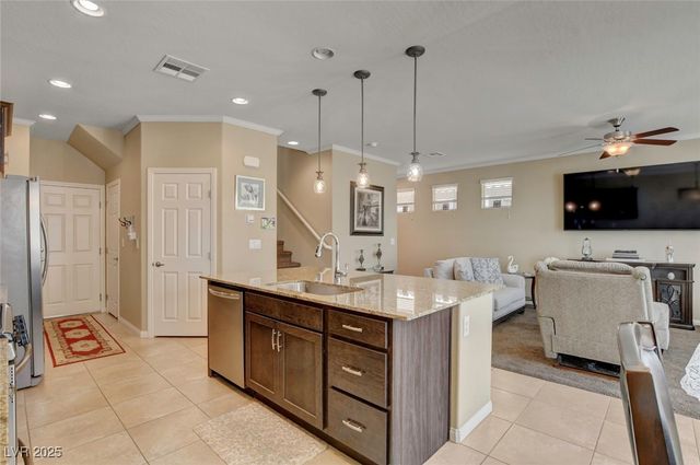 6630 Rocky Reef Street, Las Vegas, NV 89149