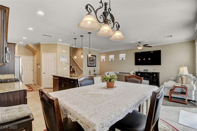 6630 Rocky Reef Street, Las Vegas, NV 89149