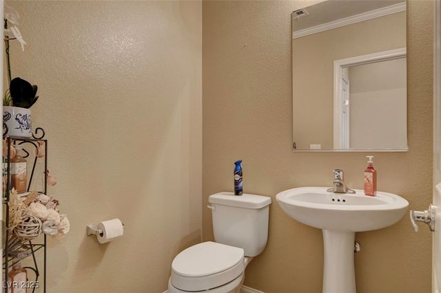 6630 Rocky Reef Street, Las Vegas, NV 89149