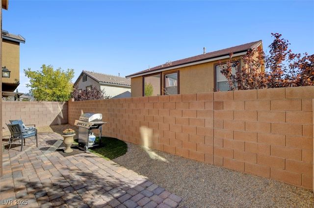 6630 Rocky Reef Street, Las Vegas, NV 89149