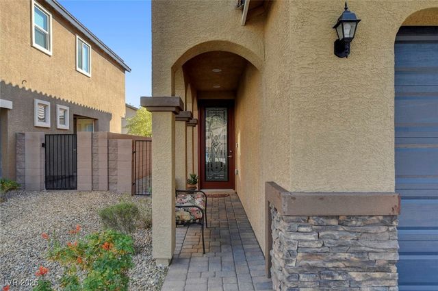 6630 Rocky Reef Street, Las Vegas, NV 89149