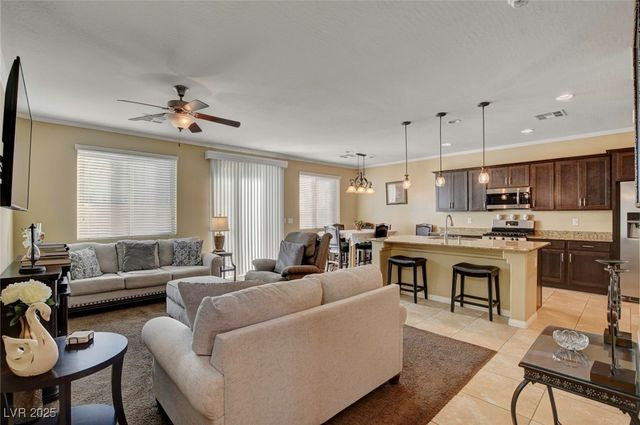 6630 Rocky Reef Street, Las Vegas, NV 89149