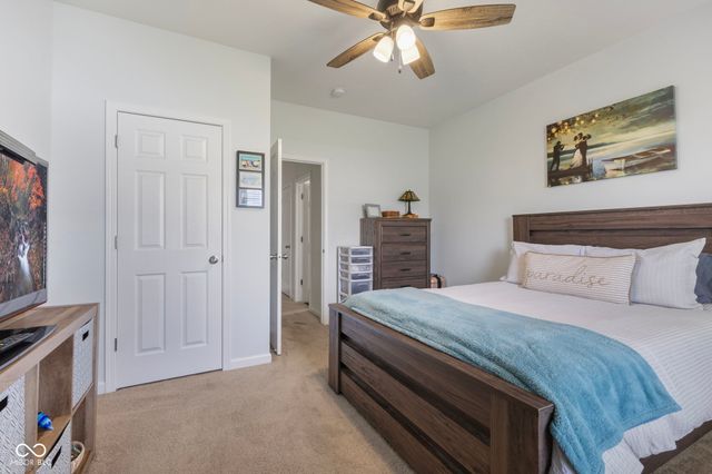 3372 Clary Blvd S Drive, Greenwood, IN 46143